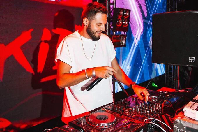 Кирилл DJ KIDY за пультом